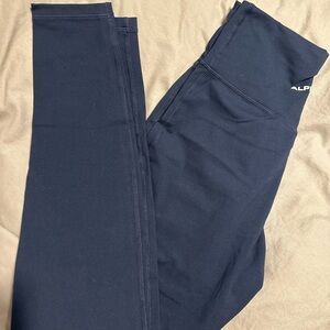 Alphalete crossover leggings